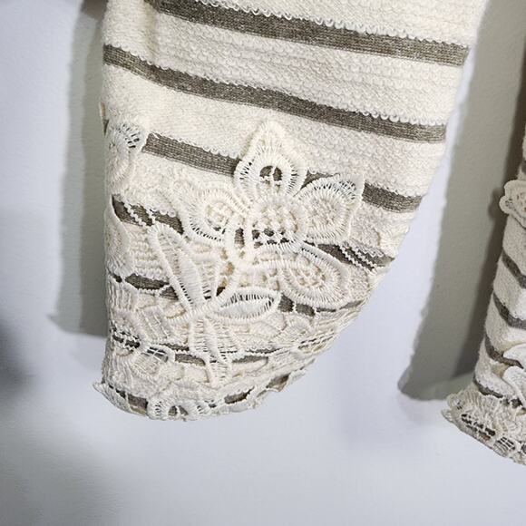 Matilda Jane Womens Classic With A Twist Top Medium Boho Cream Stripe Crochet - Picture 6 of 11